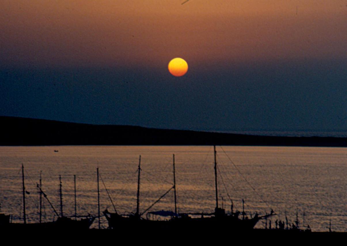 Sunloft-Paros Aparthotel Naousa  Ngoại thất bức ảnh